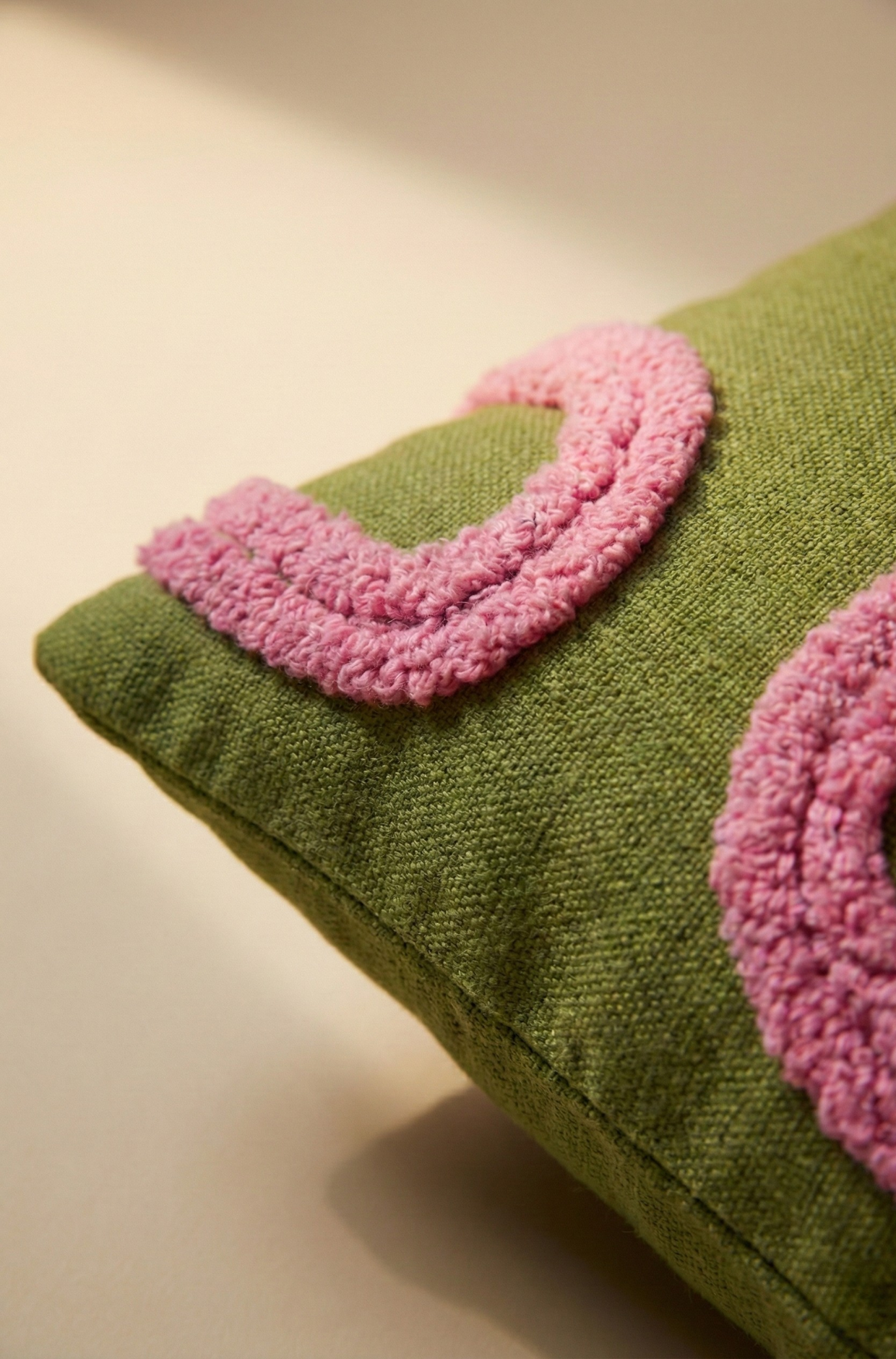 Nakış İşlemeli Kırlent Kılıfı - Geometrik Yeşil