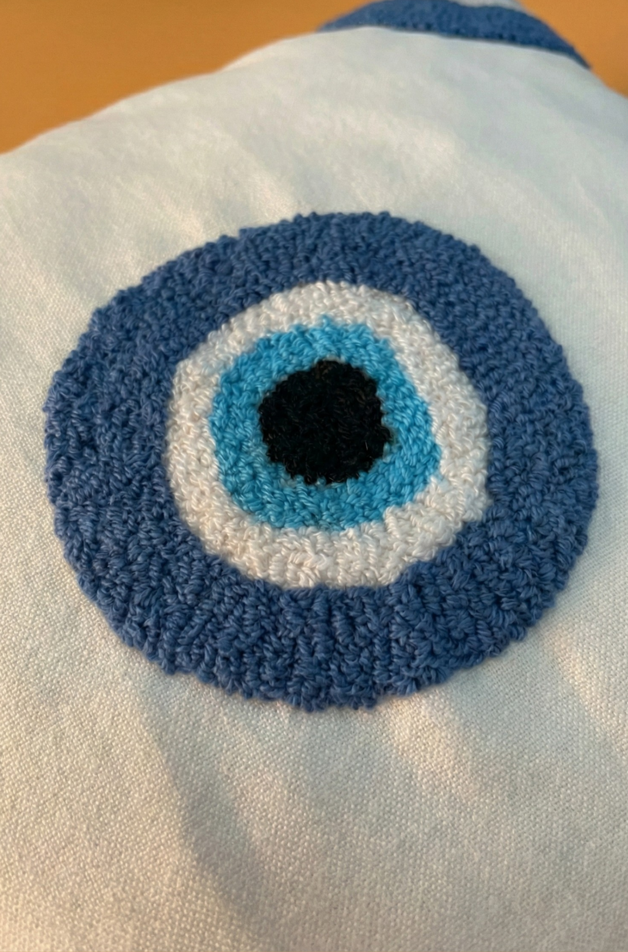 Nakış İşlemeli Kırlent Kılıfı - Nazar Desenli