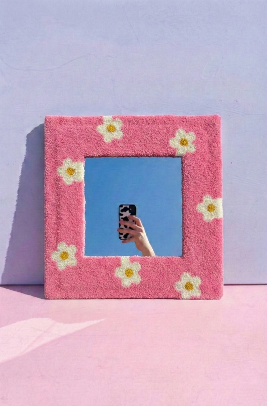 Nakış Detaylı Dekoratif Ayna - Papatya Pembe