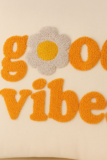 Good Vibes Yazılı Desenli Punch Kırlent Yastık Kılıfı