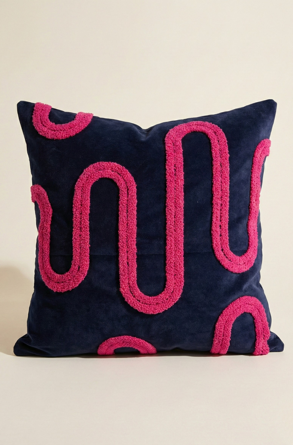 Nakış İşlemeli Kırlent Kılıfı - Geometrik Lacivert