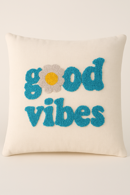 Good Vibes Yazılı Desenli Punch Kırlent Yastık Kılıfı