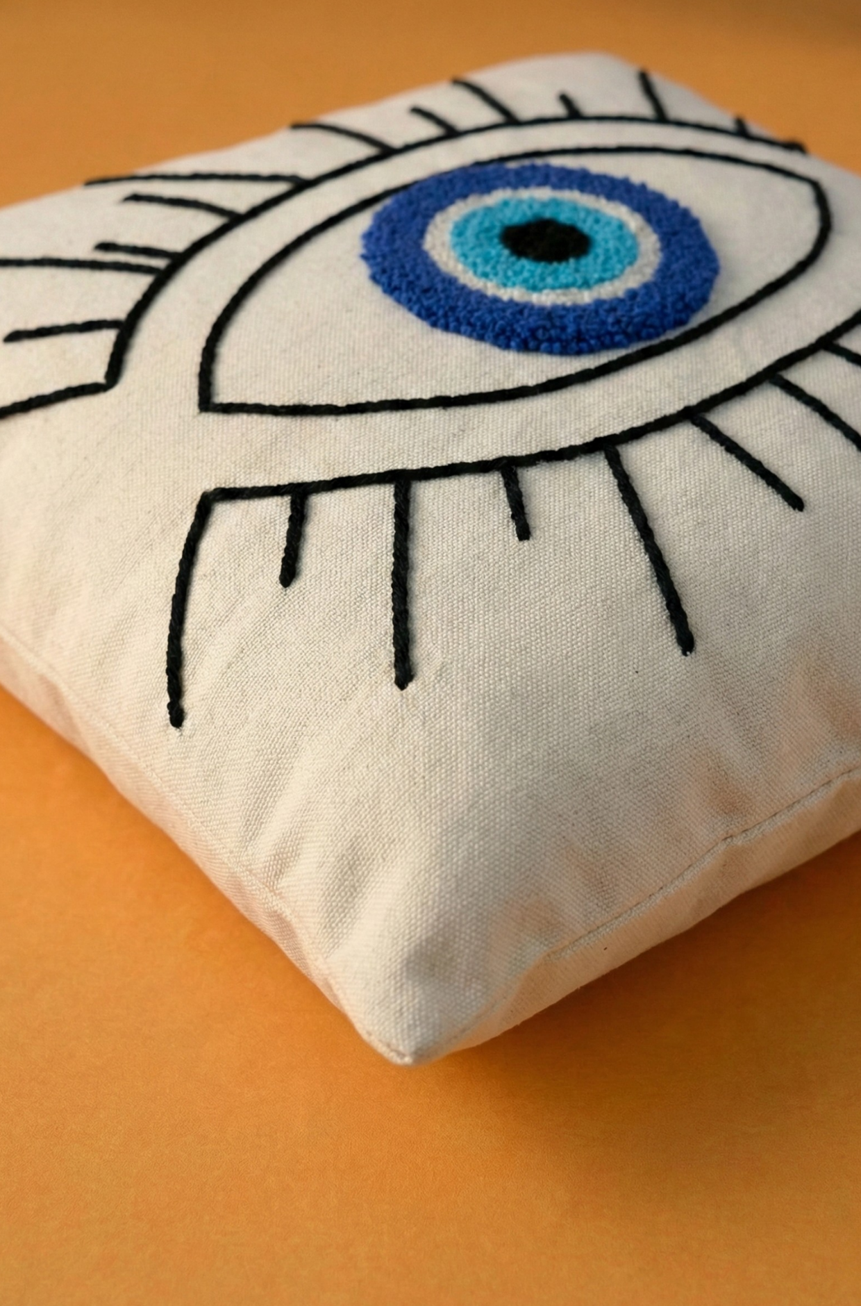 Nakış İşlemeli Kırlent Kılıfı - Nazar Desenli