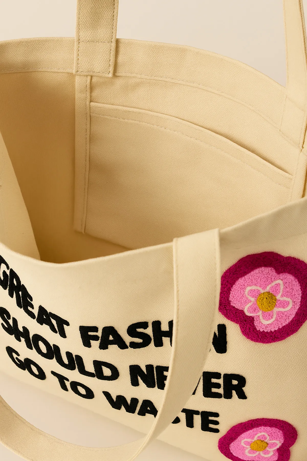 Great Fashion Should Never Waste Nakış İşlemeli Keten Çanta