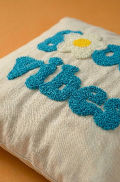 Nakış İşlemeli Kırlent Kılıfı - Good Vibes Mavi