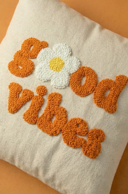 Nakış İşlemeli Kırlent Kılıfı - Good Vibes Turuncu